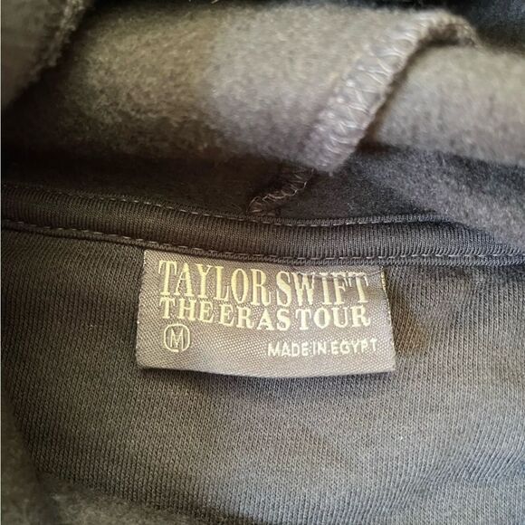 TAYLOR SWIFT THE ERAS INTERNATIONAL TOUR GREY PHOTO HOODIE - Picture 7 of 11